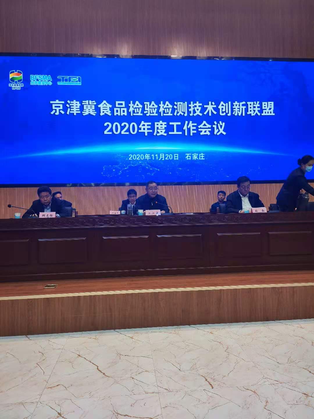 1a95faac16279a71c855a29f42e8fa5.jpg