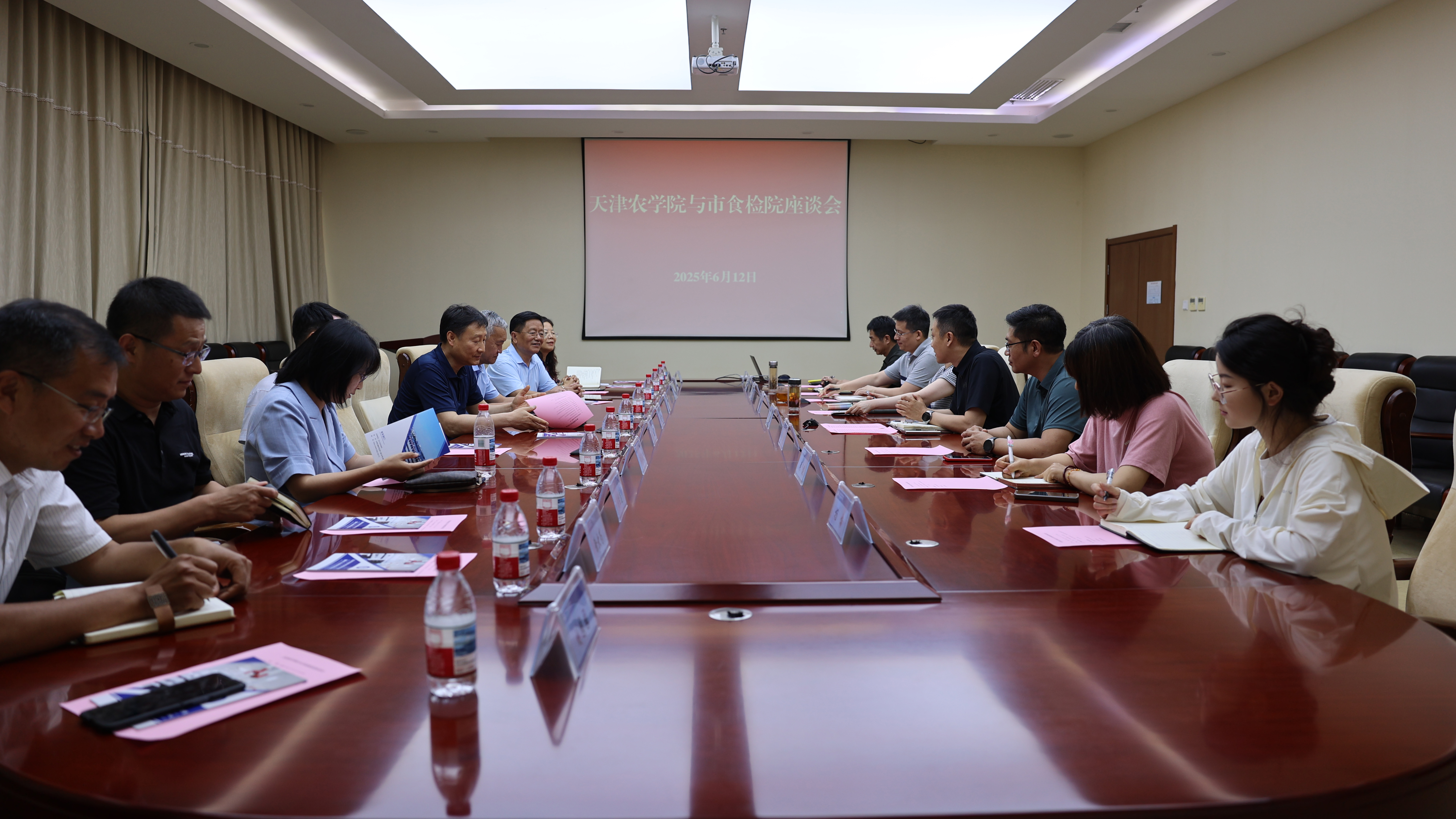 农学院.jpg 农学院.jpg
